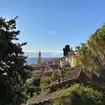 Le Vigia-vue Mer-terrasse-climatisation-parking Menton