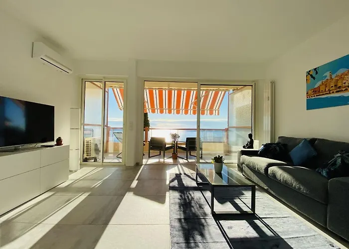 Апартаменти Le Vigia-vue Mer-terrasse-climatisation-parking Мантон